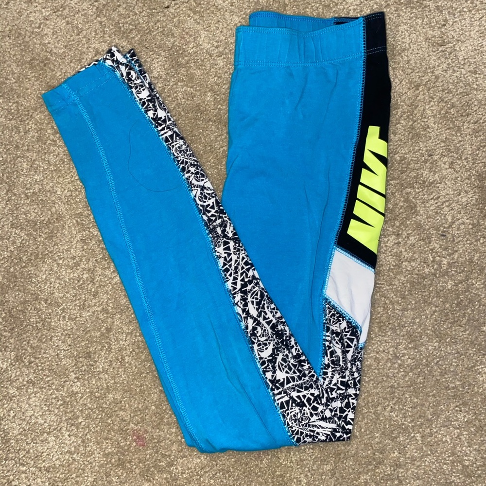Nike Relaxed Legging